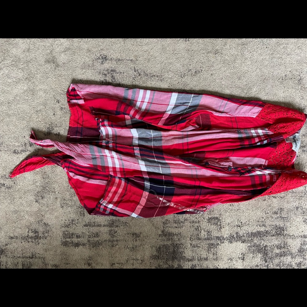 Flannel sleeveless tops